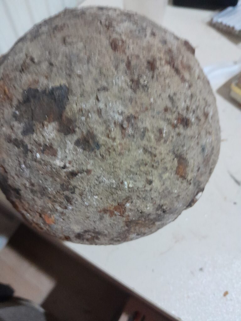 Osmanlı Dönemine Ait Top güllesi