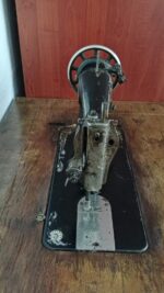 100 yıldan eski Gümüş Kafa Antika Singer Dikiş Makinesi