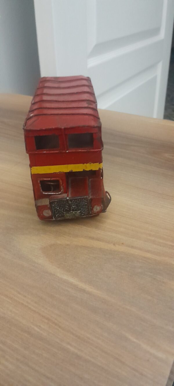 Antika Oyuncak Otobüs